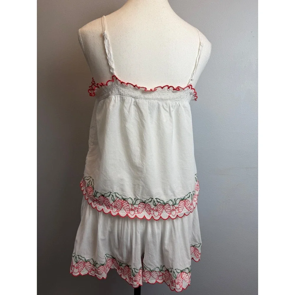 Joie Medium White Cotton Strawberry Embroidered Pajama Set Cami Shorts Cottage